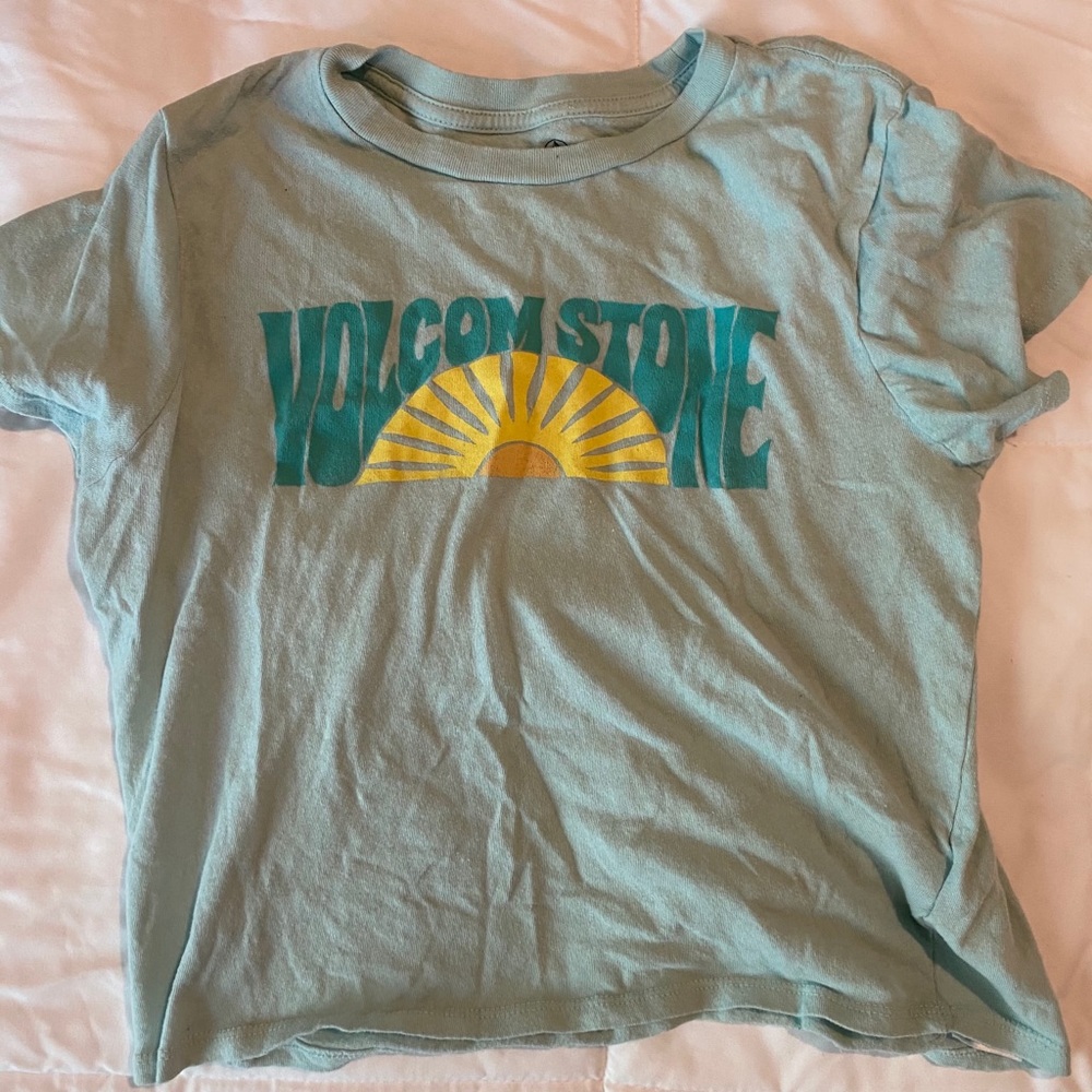 VOLCOM GRAPHIC TEE☀️